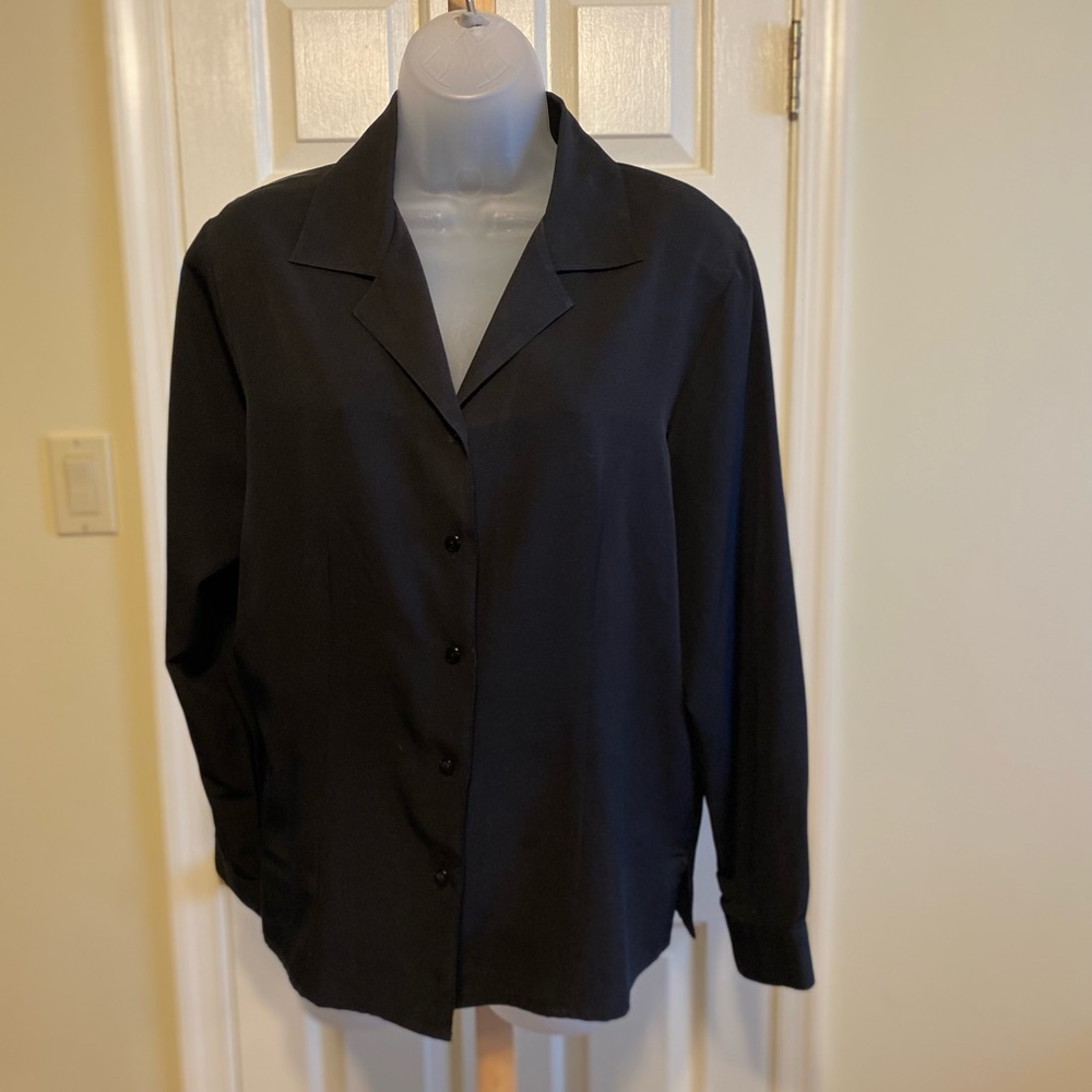 Notations Clothing Co. - Woman’s black button down shirt, Size: M